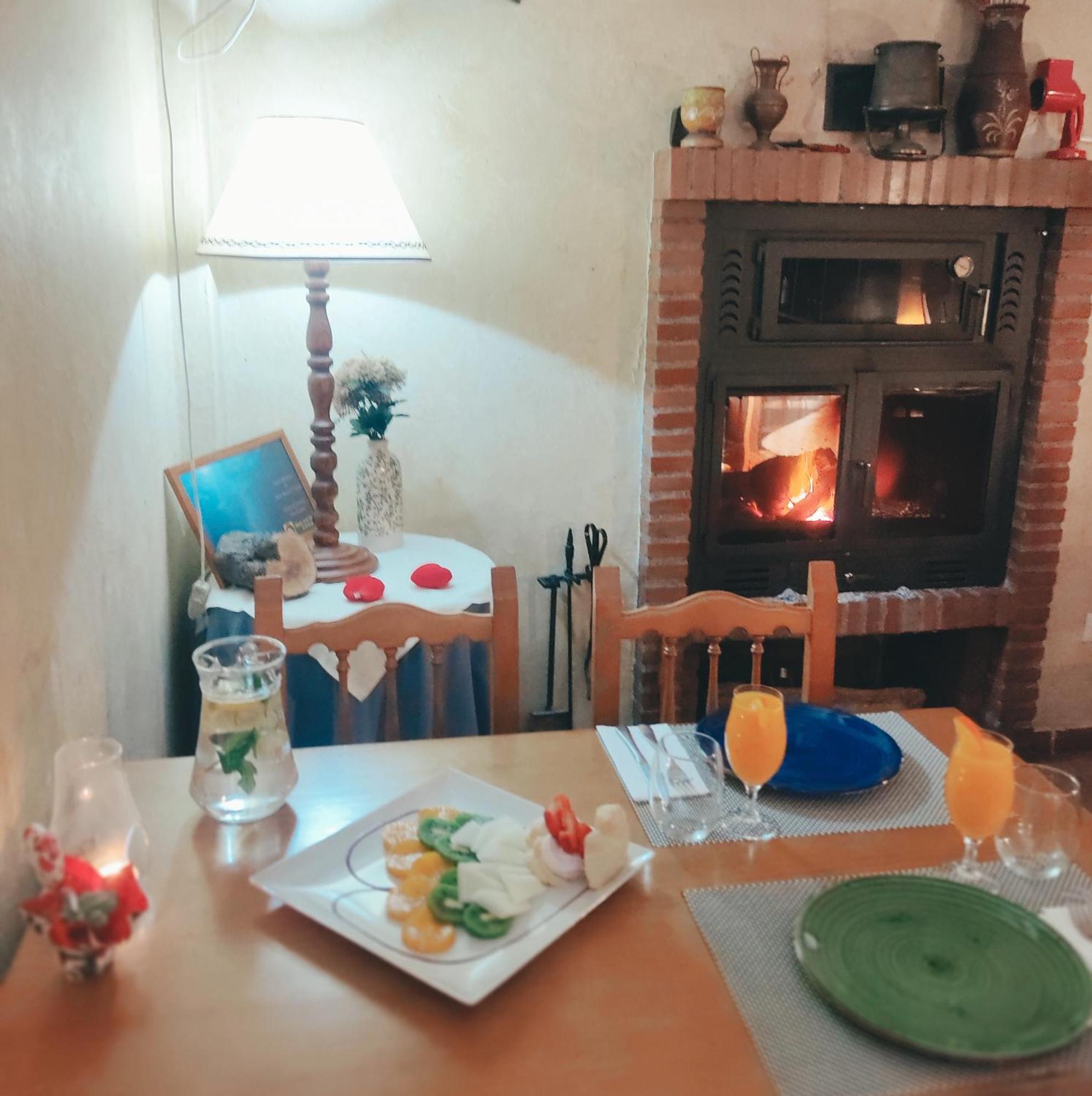 Hotel Rural Familiar Almirez-Alpujarra أندرش المظهر الخارجي الصورة