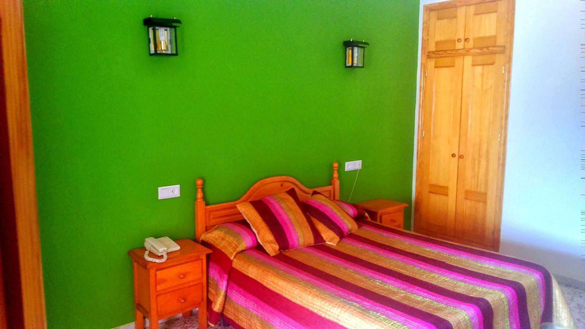 Hotel Rural Familiar Almirez-Alpujarra أندرش المظهر الخارجي الصورة